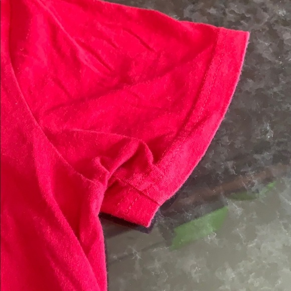 Men’s size small hollister T-shirt. - Picture 4 of 5